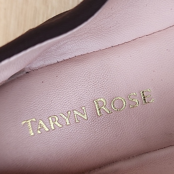 Taryn Rose 8M Flat Brown croc suede toe and heal and leather sole - Picture 5 of 9